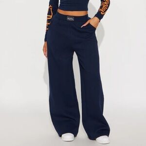 New with Tag Von Dutch Navy Wide Leg Women's Pants